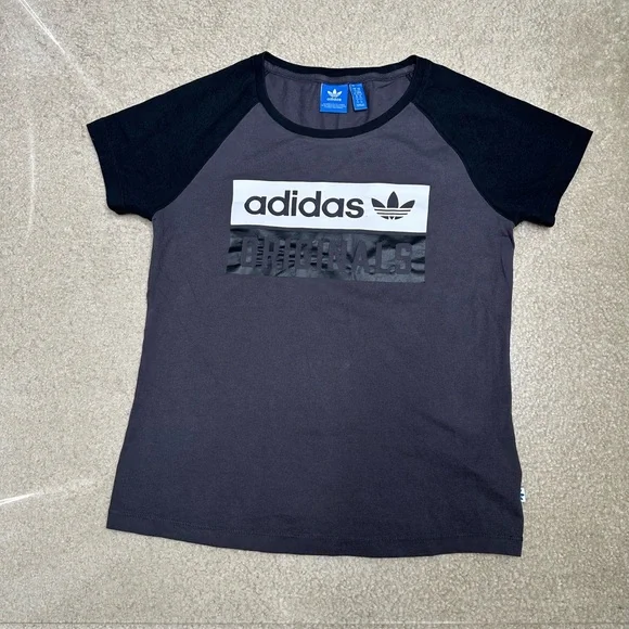 ADIDAS CHARCOAL GREY LEGGINGS & T SHIRT 2 PIECE SET XS/S - Picture 8 of 12